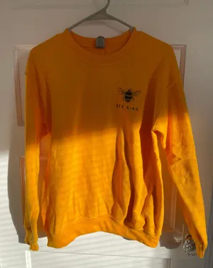 Bee Kind Sweatshirt Gold thumbnail 1