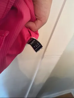 Large Hot pink button up thumbnail 4