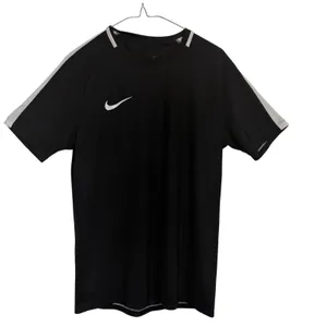Nike Dri-Fit Women's Medium Black Short Sleeve Athletic T-Shirt‎ Crew Neck Logo thumbnail 1