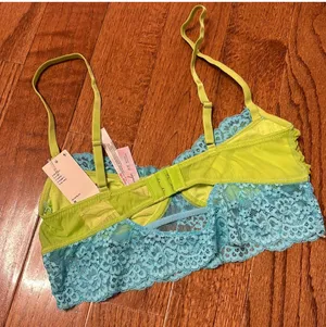 Urban Outfitters NWT Out From Under Naomi Longline Lace Bralette thumbnail 3