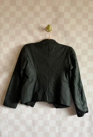 Black Blazer thumbnail 5
