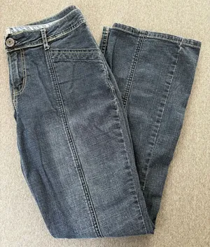 Levi Strauss Signature | Women's Stretch Straight Seamed Denim Jeans | 10 thumbnail 1