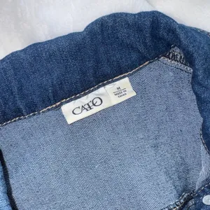 Cato Denim Vest Faux Leather Trim Size M Button Front thumbnail 4