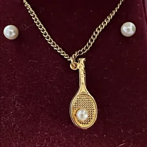 Vintage Saravel EUC goldtone tennis racquet necklace & earrings in original box thumbnail 1