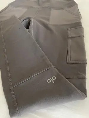 NEW Alo Yoga Moto Cargo Leggings - Dust Lavender/Slate Grey - Sz S (NWOT) thumbnail 4