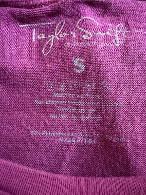 Taylor Swift 2012 Like Ever Knit Top Shirt Womens Small Burgundy Long Sleeve thumbnail 3