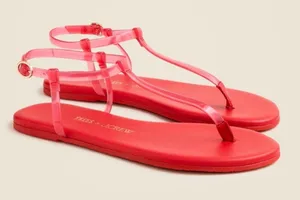 Limited-edition TKEES X J.Crew jelly sandals Vintage Red thumbnail 1