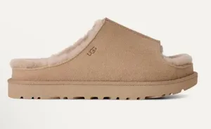 UGG Greenport Sand Slide Women’s size 11 slippers shoes Lounge thumbnail 1