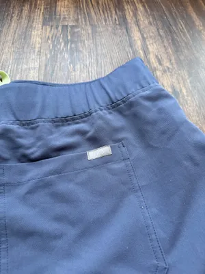 FIGS Women’s Space Navy Blue High Waisted Yola Skinny Scrub Pants - Size XXL thumbnail 8
