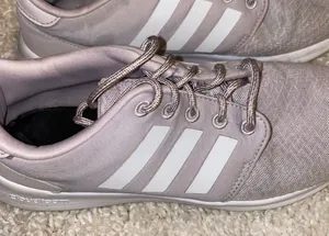 Adidas shoes thumbnail 3