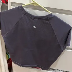 Cropped Lululemon Shirt thumbnail 2