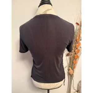Lululemon Ribbed‎ Cropped Tee Black Side Tie Short Sleeve Women's Top thumbnail 4