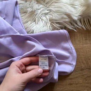 LUCY IN THE SKY Reilly Cutout Ruffle Dress In Lavender thumbnail 6