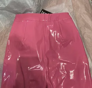 Boohoo x Megan Fox Straight Leg Vinyl Trousers Pink thumbnail 6