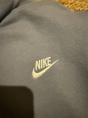 Nike Men’s Hoodie thumbnail 3
