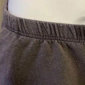 Vici Heather Gray Distressed Lounge Short Shorts w/ Elastic Waist and Pockets- M thumbnail 2