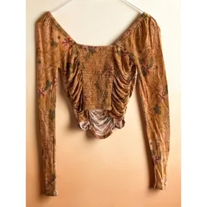 Urban Outfitters Mustard Floral Ruched‎ Keyhole Long Sleeve Crop Top Medium thumbnail 2