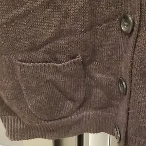 💕ANN TAYLOR💕 Vneck Button Up Cardigan Sweater thumbnail 4