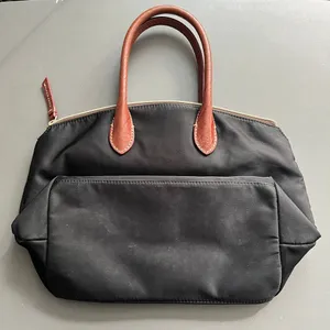 Guess by Marciano Dooney & Bourke Womens Handbag Old Money Quiet Luxury Classy Glam Feminine thumbnail 2
