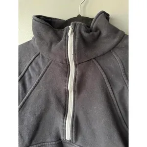 Women's Black Cropped Half thumbnail 4