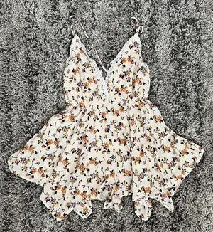 Floral Romper thumbnail 2