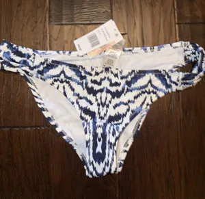 NWT Jessica Simpson Blue Ikat Print Bikini Bottoms Medium thumbnail 1