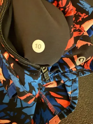 Lululemon Women's Tracker Short IV in Paint Storm Harbor Blue Multi thumbnail 4