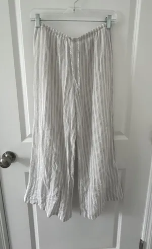 Your Favorite by PacSun White and Blue Striped Wide Leg Pants inseam 27’ thumbnail 1
