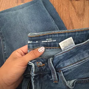 Old Navy Jeans Bootcut Mid-Rise thumbnail 2