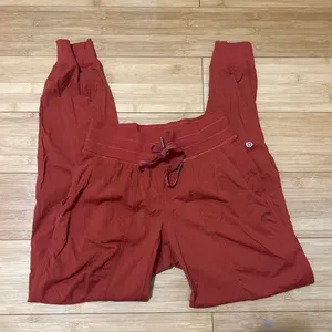 Lululemon jogger pants thumbnail 1