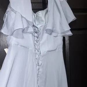 Elegant Light Blue Evening Gown Size 18 thumbnail 1