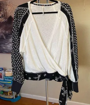 Free People Auxton Thermal Surplice Crossover Front Balloon Sleeves White size L thumbnail 4