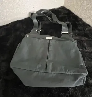 Baggallini Casual Gorpcore black shoulder bag thumbnail 1