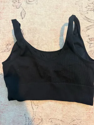 Black top thumbnail 2