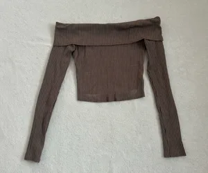 Wild Fable Off-The-Shoulder Crop Grey Top thumbnail 1
