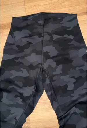 Lululemon Leggings 25" thumbnail 3