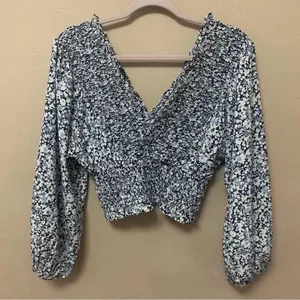 Abercrombie & Fitch Smocked Long Sleeve Blouse Size Medium NWT New thumbnail 6