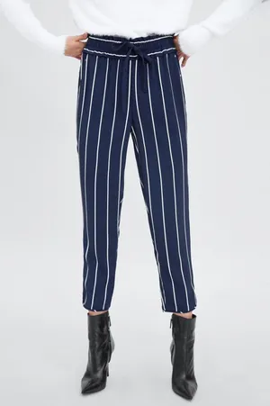 Zara Woman Striped Cropped Pants‎ M Navy Blue White Drawstring Elastic Waist thumbnail 1