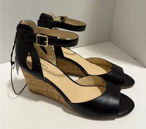 Liz Claiborne Octavia Black Heeled Wedge Sandal NWT Size 11 thumbnail 3