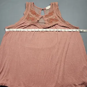 Altar'd State Women Tank Size L Pink Rose Stretch Floral Lace Scoop Neck Keyhole thumbnail 3