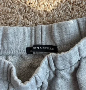 Brandy Melville Sweatpants Grey thumbnail 2