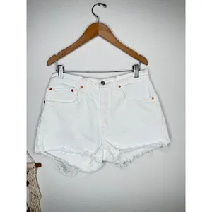 Denizen from Levi's White Shorts 501 Frayed Hem Distressed Casual Size W30 thumbnail 2