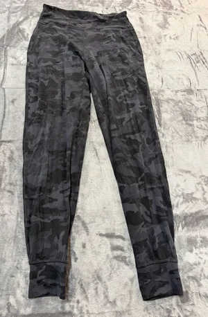 Lululemon Align Jogger Womens Black Gray Camo Nulu High Rise Pants 6 thumbnail 1