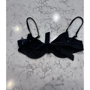 NWOT Quince Black Italian Demi Underwire Bikini Top Size Medium thumbnail 4