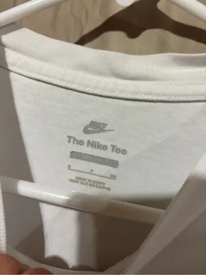 Nike T-shirt thumbnail 2