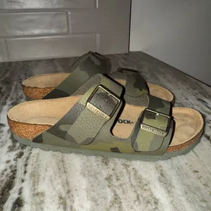 Birkenstock Arizona ‘Desert Soil Camo Green’ Sandals thumbnail 4