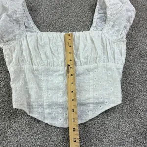 White Eyelet Embroidered Puff Sleeve Crop‎ Top Juniors M Cottagecore Coquette thumbnail 5
