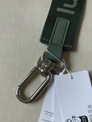 Lululemon Never Lost Keychain - Willow Leaf/Meadow Haze/Silver thumbnail 7