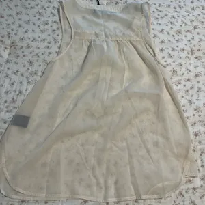 Sheer Cream tank top thumbnail 3