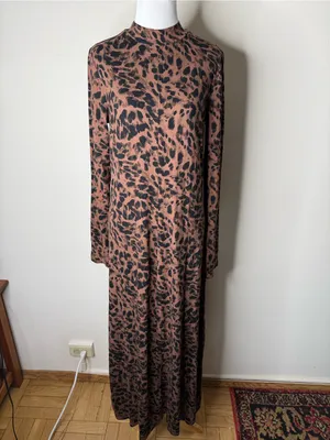 Old Navy Mock Neck Leopard Maxi Dress NWT M thumbnail 2